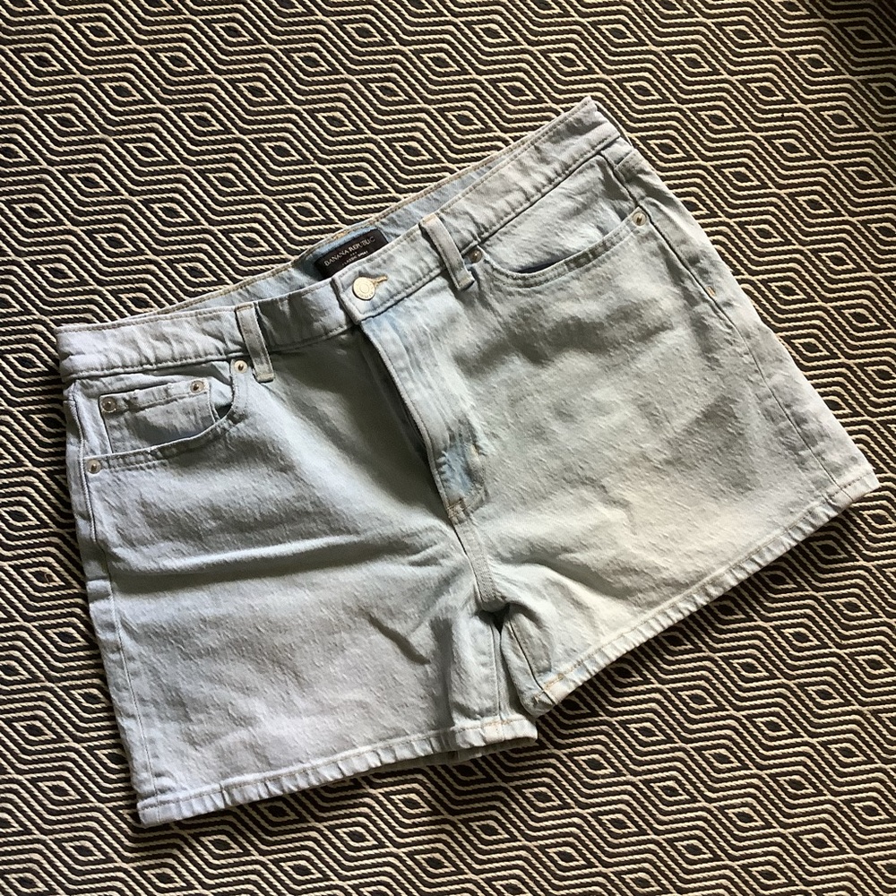 Banana Republic Light Wash Denim Jean Shorts